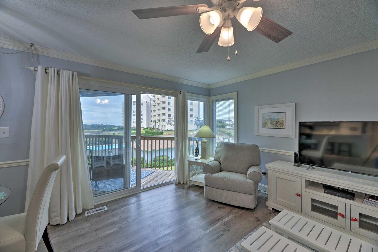 Bright Emerald Isle Condo With Private Beach Access! Exterior photo